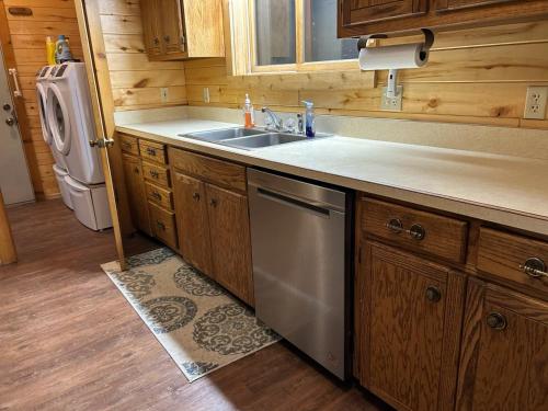 Rio Grande Lodge — 4-Star Luxury Hotel in North Bend, United States