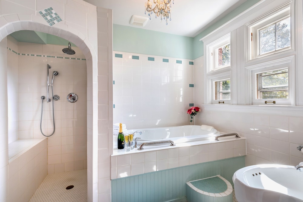 Wilburton Inn - photo 166