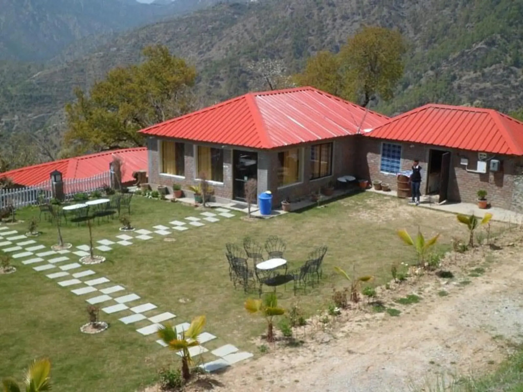 180 Degree Resort - last minute hotel in Mussoorie