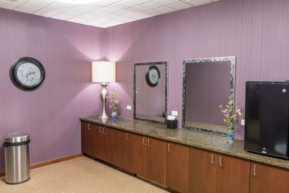 Hilton Garden Inn Des Moines West - photo 83