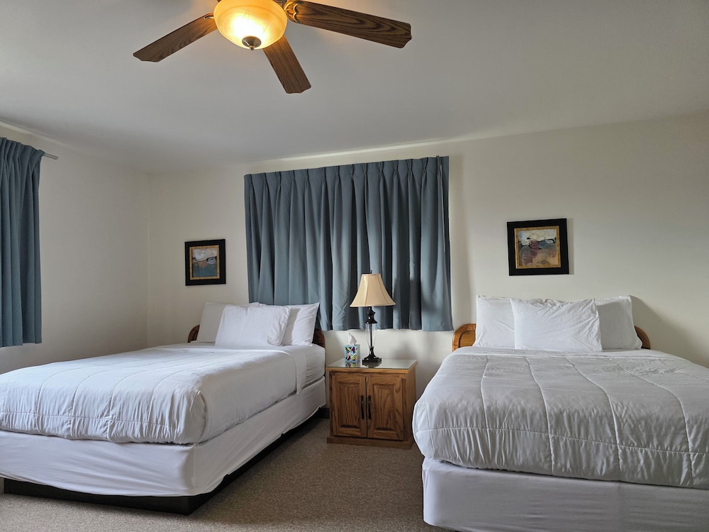 American Host Inn - photo 14