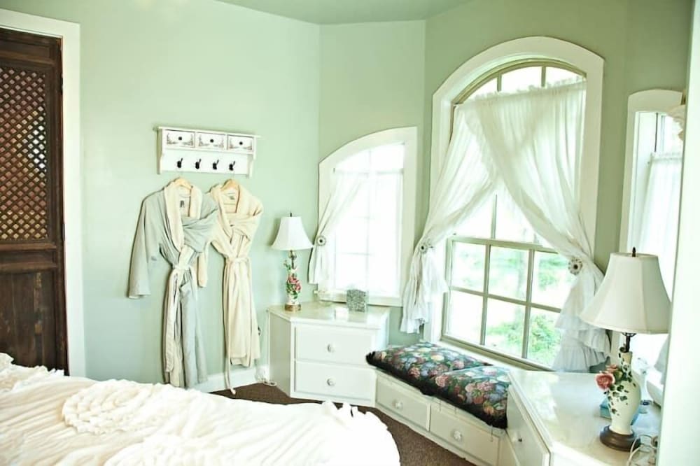 Lillian Farms Bed & Breakfast - photo 38