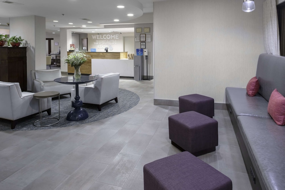 Hampton Inn Conyers - photo 4