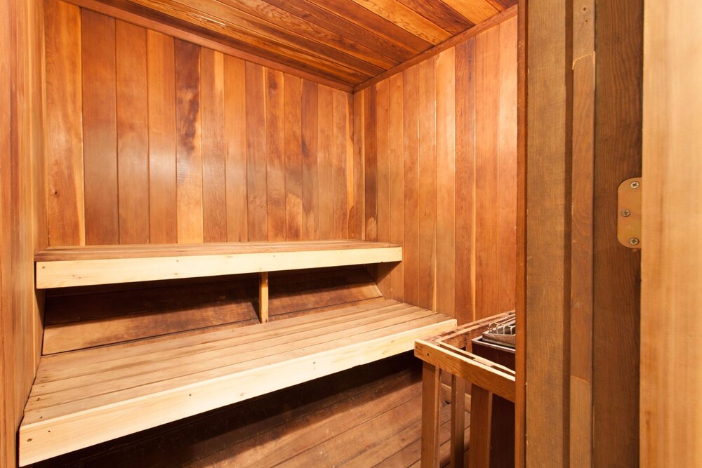 Ski Inn Condominiums by Resort Lodging Company - photo 78
