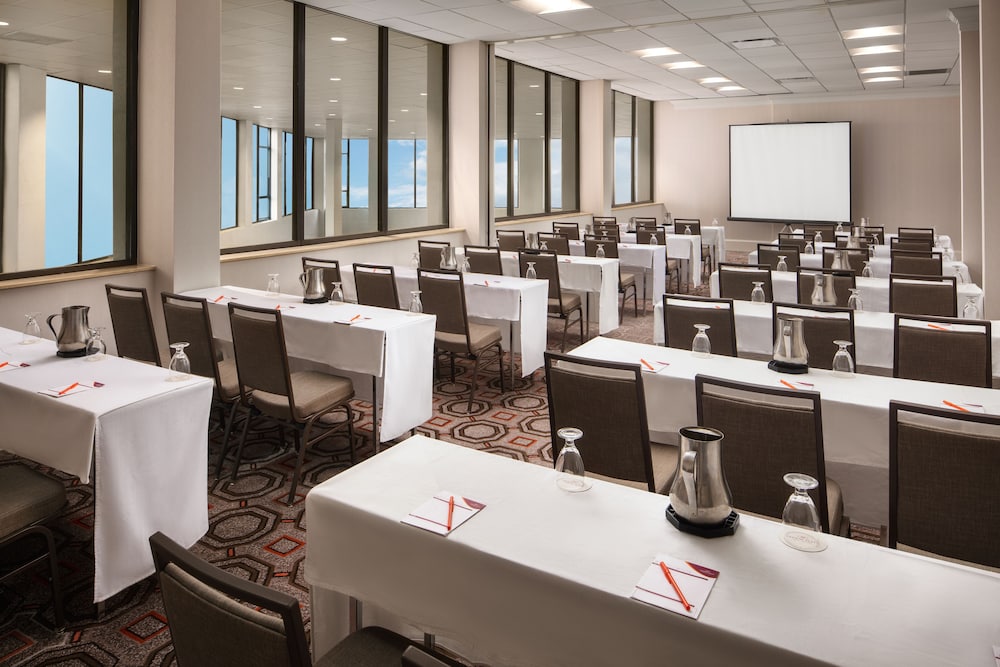 Crowne Plaza Dallas Market Ctr Love Field by IHG - photo 25