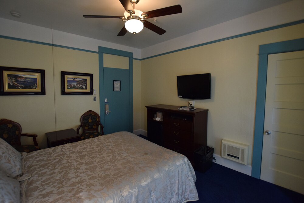 Studio 9 Hotel Catalina - photo 57