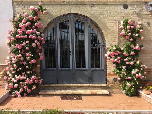 Casa vacanze a Rubbianello — 4-Star Luxury Hotel in Monterubbiano, Italy