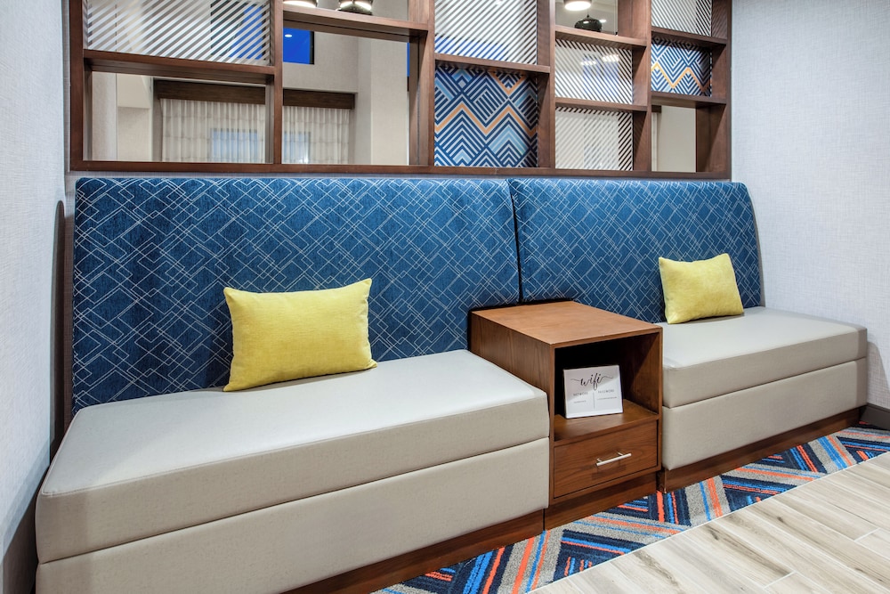 Hampton Inn & Suites by Hilton La Grande - photo 33