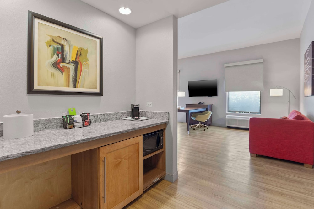 Hampton Inn & Suites Columbus Scioto Downs - photo 18