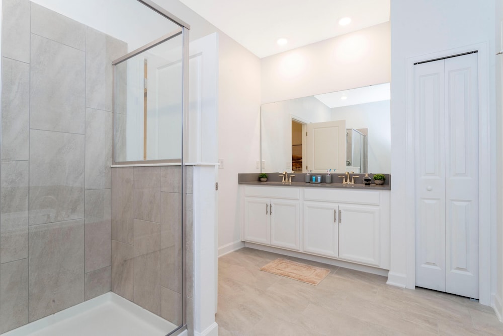 9332 SH Champions Gate Unique Luxury 8BR - photo 32