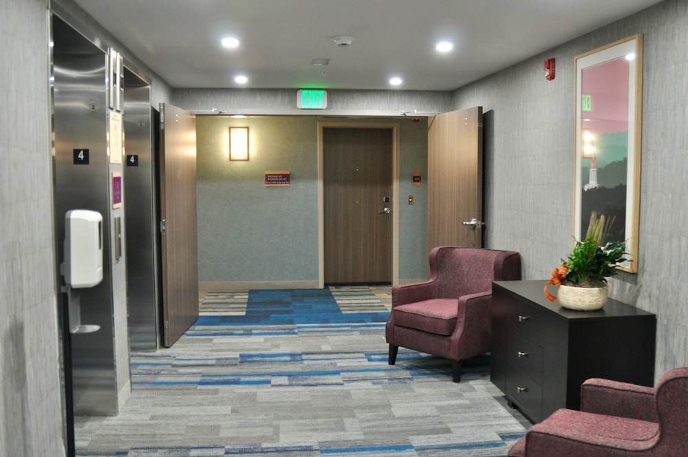 Home2 Suites by Hilton North Conway - photo 106