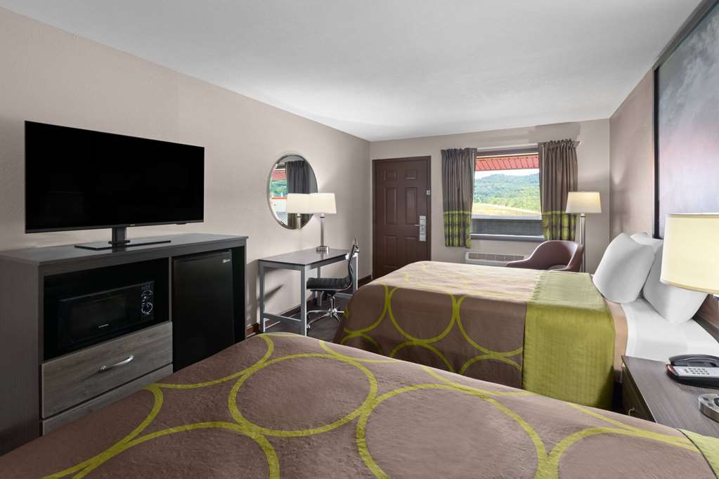Super 8 by Wyndham Bridgeport Clarksburg Area - photo 18
