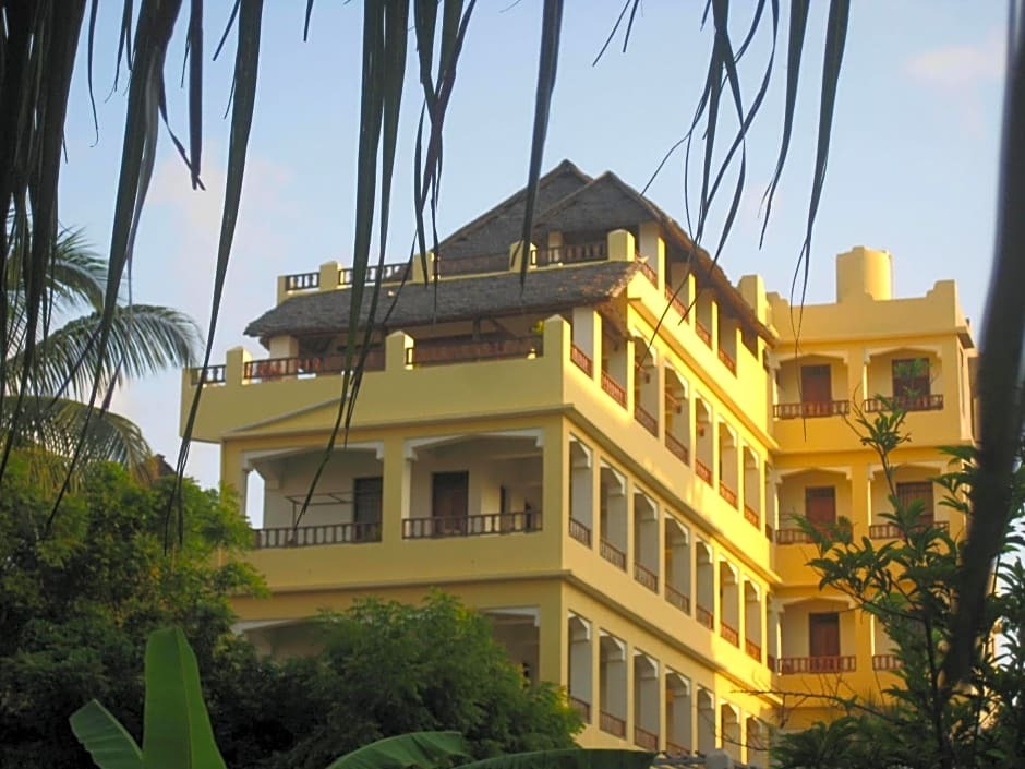 Msafini MangoTop Roof Hotel — hotel near Manda Airport