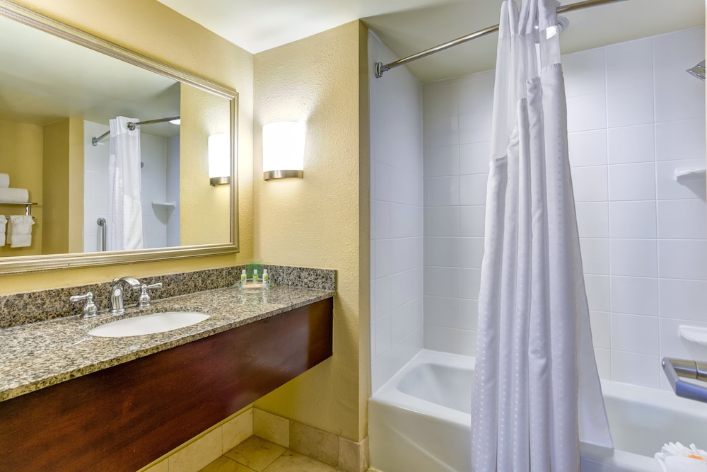 Holiday Inn Indianapolis Carmel by IHG - photo 19