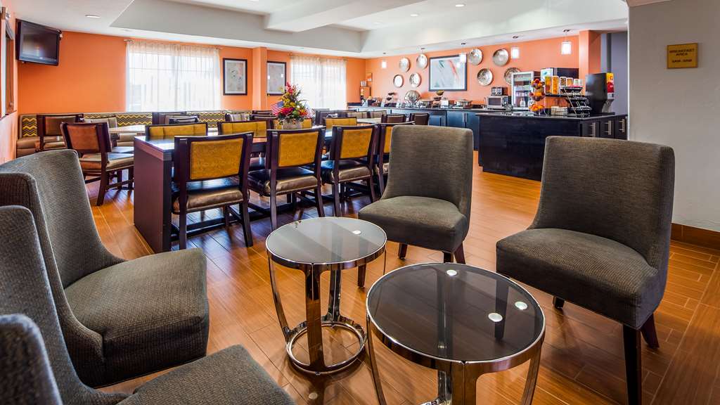 Best Western Plus Barsana Hotel & Suites - photo 7