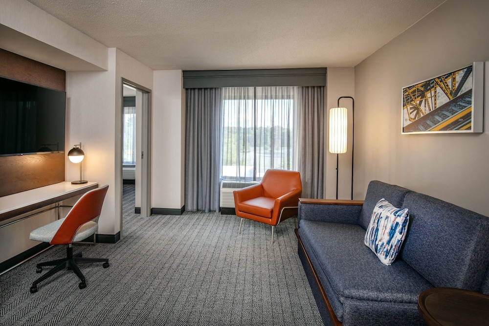 Courtyard by Marriott Boston Billerica Bedford - photo 9