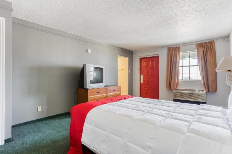 Hemp Inn Oklahoma City South - photo 18