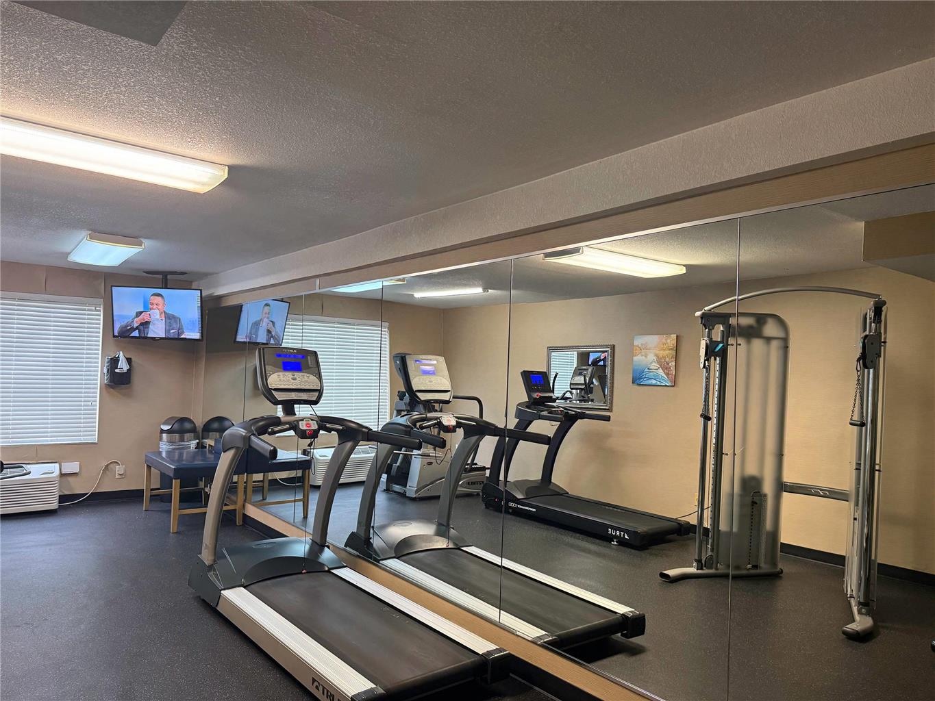 Comfort Inn Falls Church Tysons Corner - photo 29