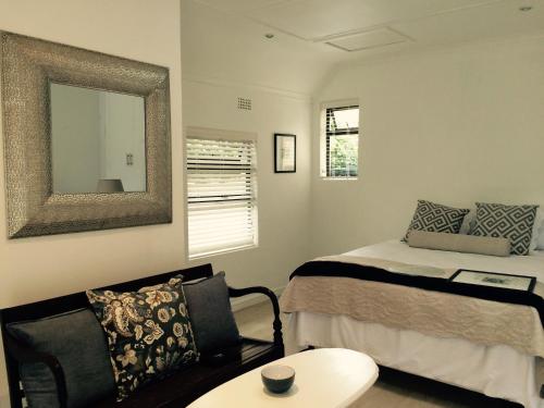 Cozy Private En Suite Studio