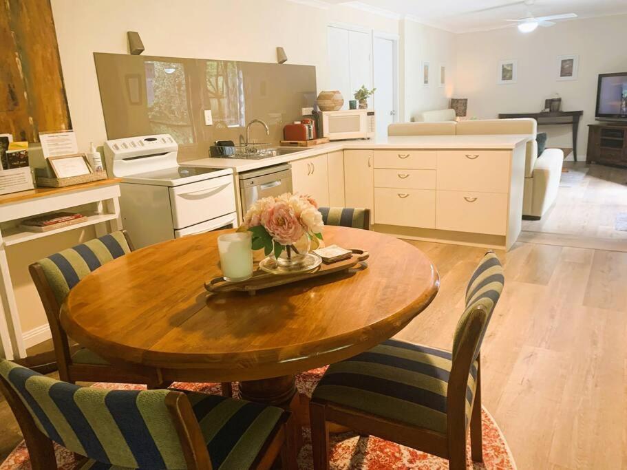 Cloudland Garden Oasis — 4-Star Luxury Hotel in Blackheath, Australia