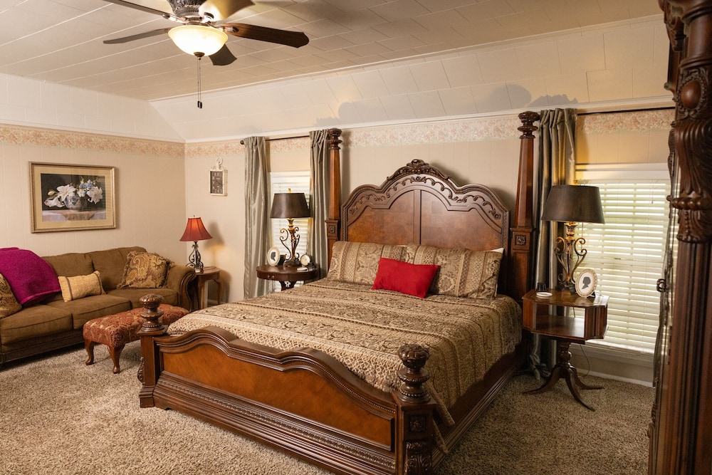 Sassafras Inn - photo 14