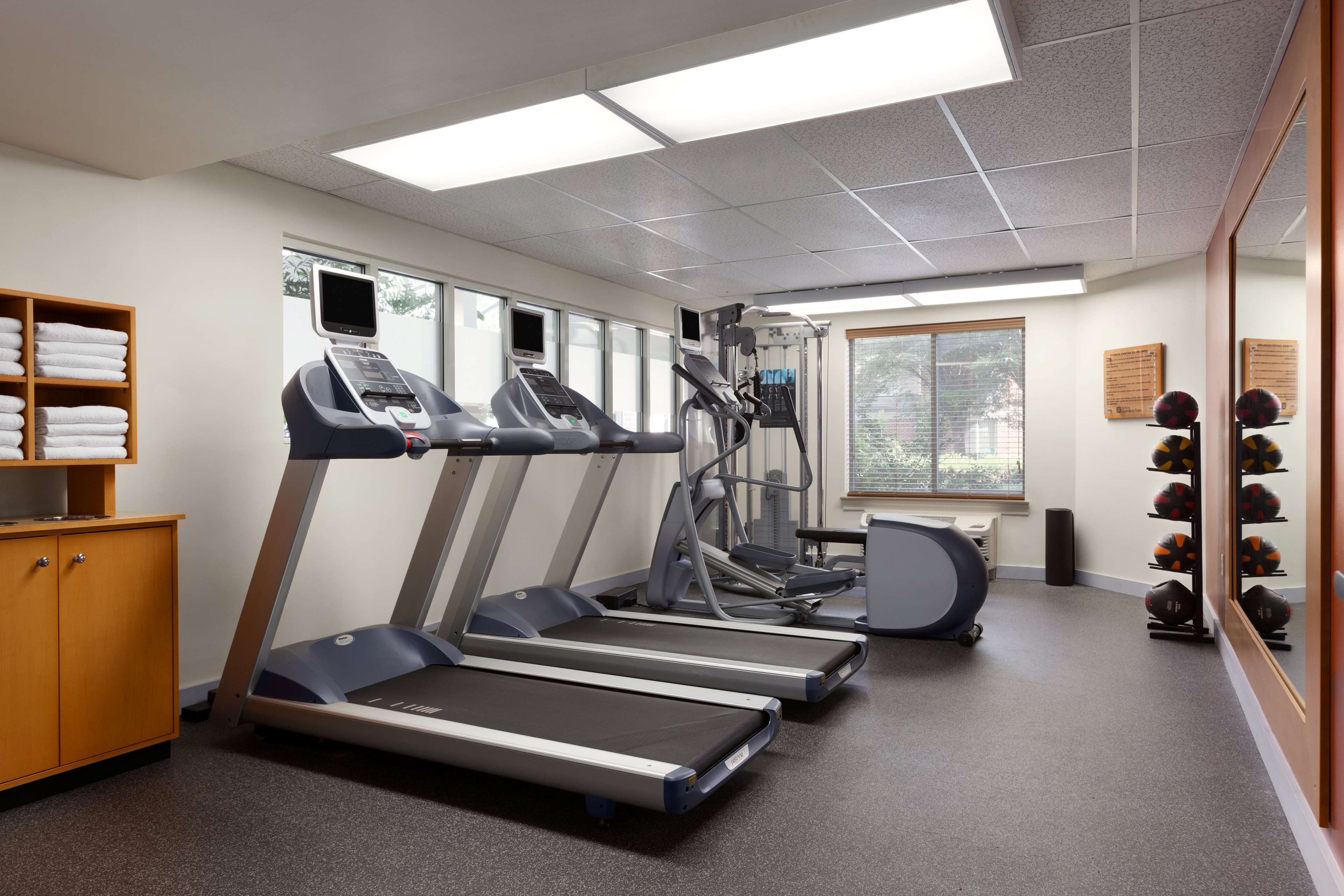 Hilton Garden Inn Lancaster - photo 13