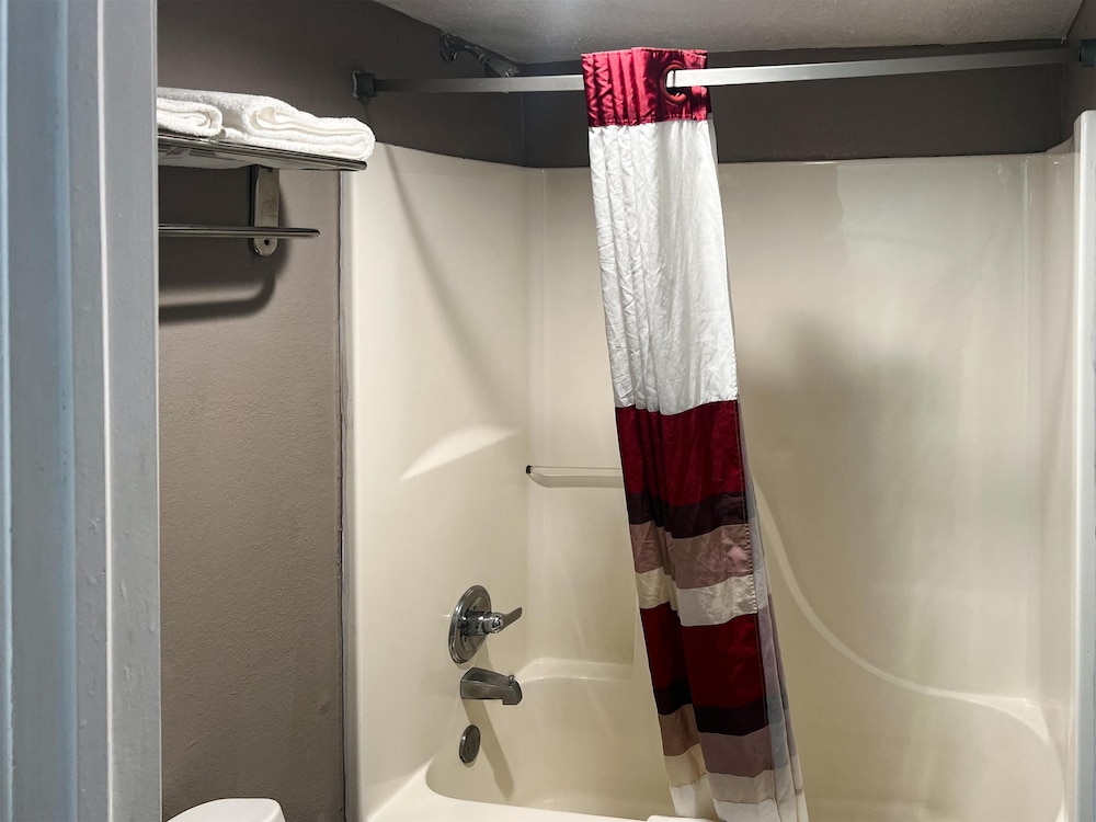 Motel 6 Ozark AR - photo 13