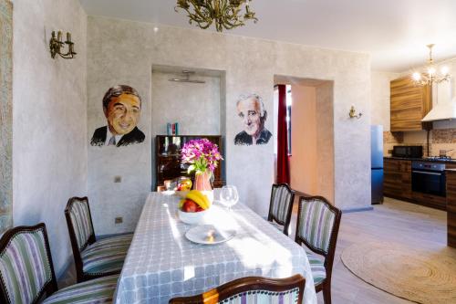 Ojax Frunzik in Gyumri, Armenia