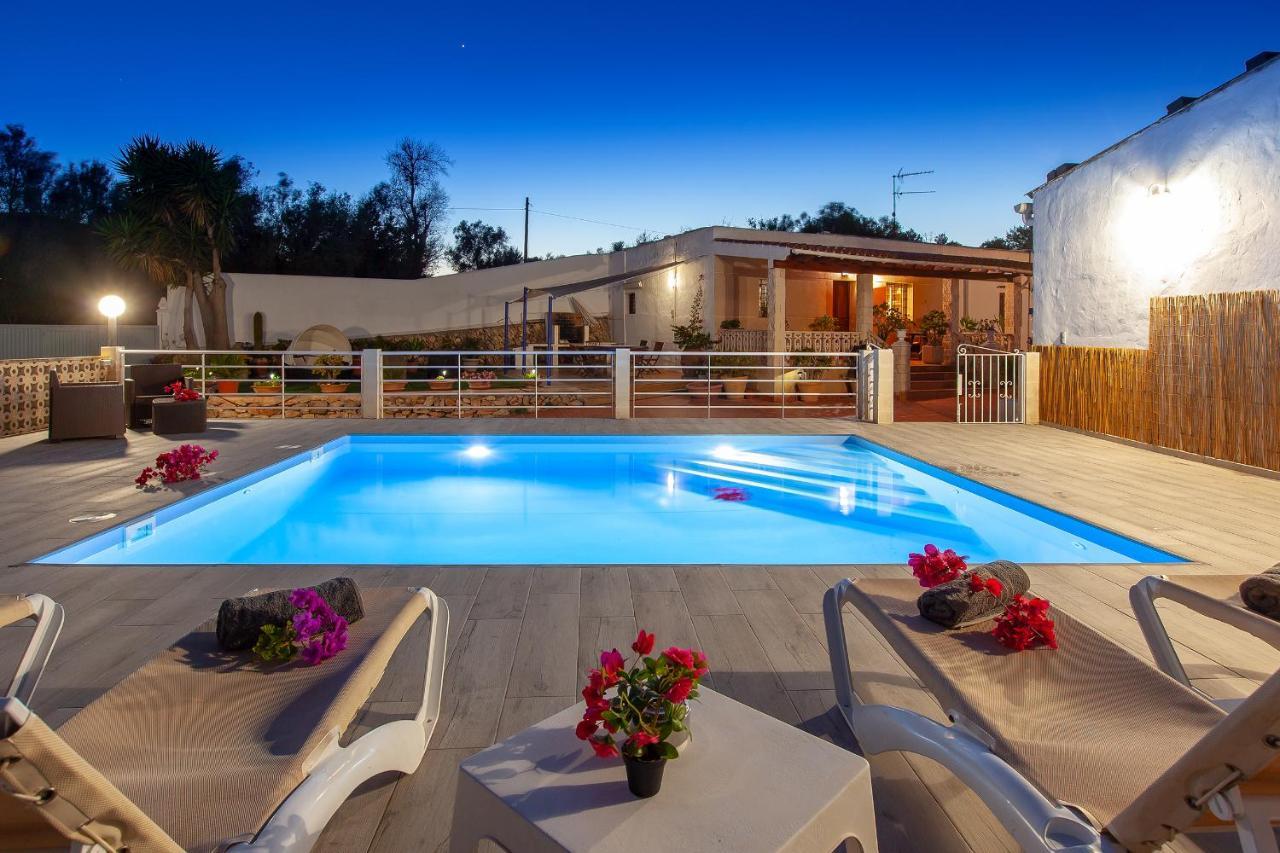 Villablanca — 4-Star Luxury Hotel in Sant Antoni De Portmany, Spain