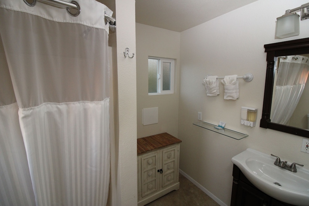 Back Bay Inn - photo 48