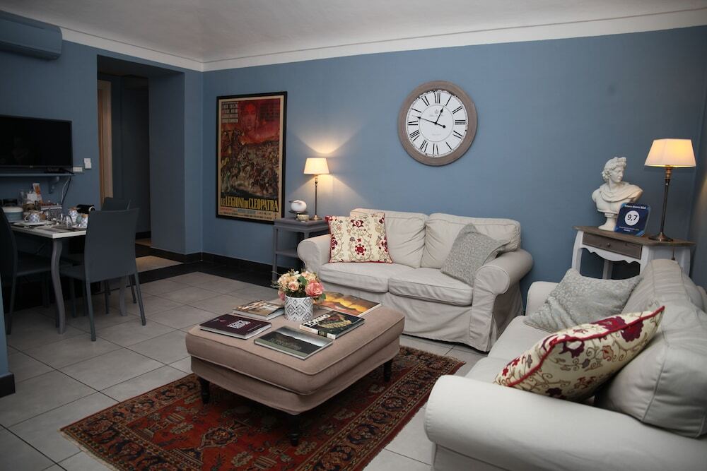 Ettore Manni B&B — 4-Star Luxury Hotel in Turin, Italy