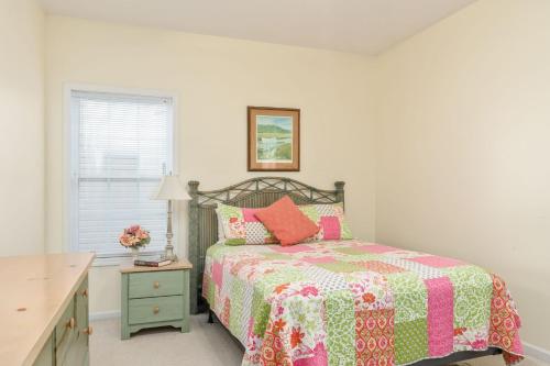 Cox Landing by Oak Island Accommodations - photo 4
