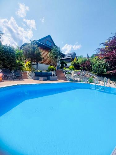 Villa Marlena basen balia grill billard ogród i relaks — 4-Star Luxury Hotel in Spytkowice, Poland
