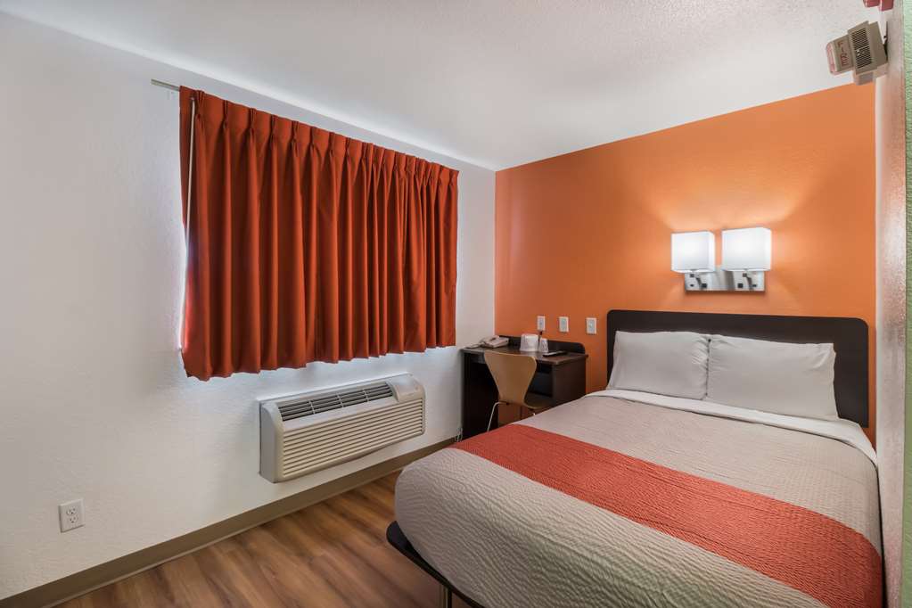 Park Inn by Radisson Fargo West Acres - photo 11