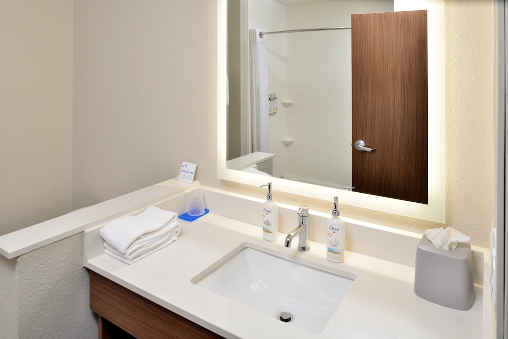 Holiday Inn Express & Suites Wylie West by IHG - photo 21