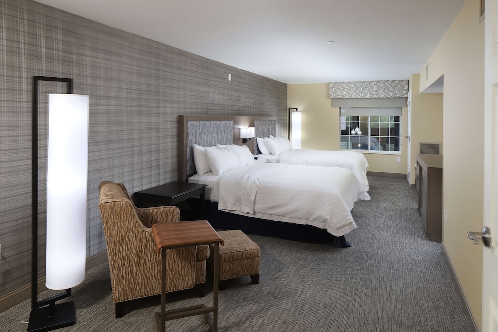 Hampton Inn Holland - photo 9