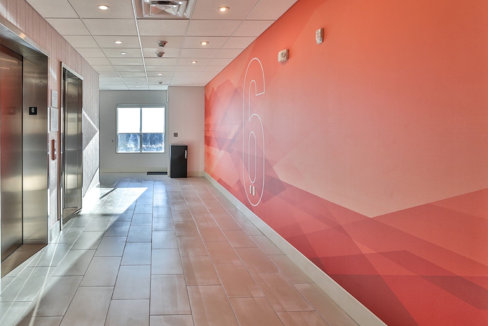 Holiday Inn Express & Suites Nashville Metrocenter Downtown by IHG - photo 56