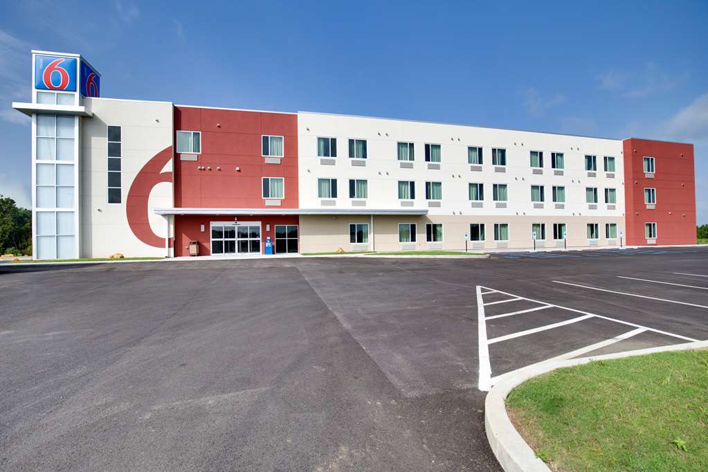 Motel 6 Poplar Bluff MO - photo 7