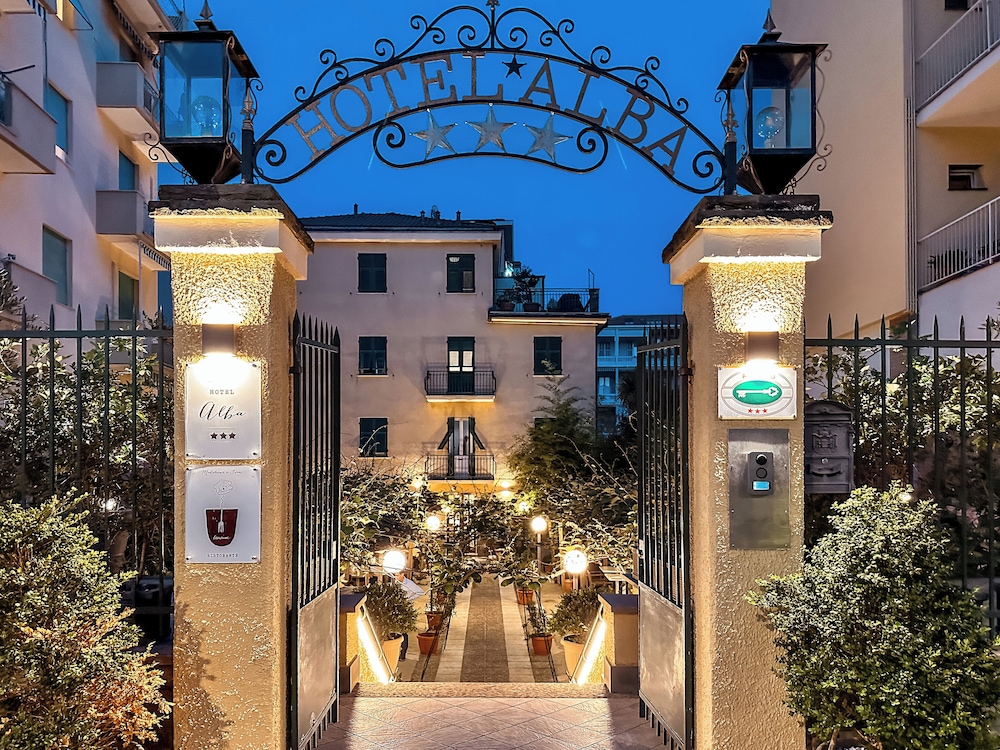 Hotel Alba - carbon neutral hotel in Lavagna