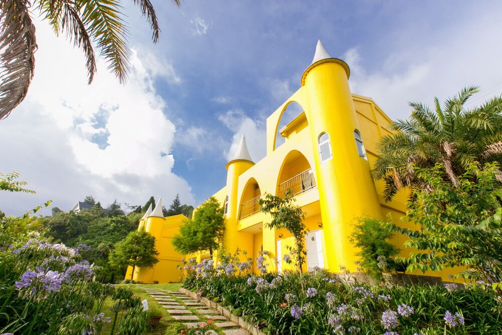 Cingjing Brilliant Twins of Seattle in Nantou, Republic of China Taiwan