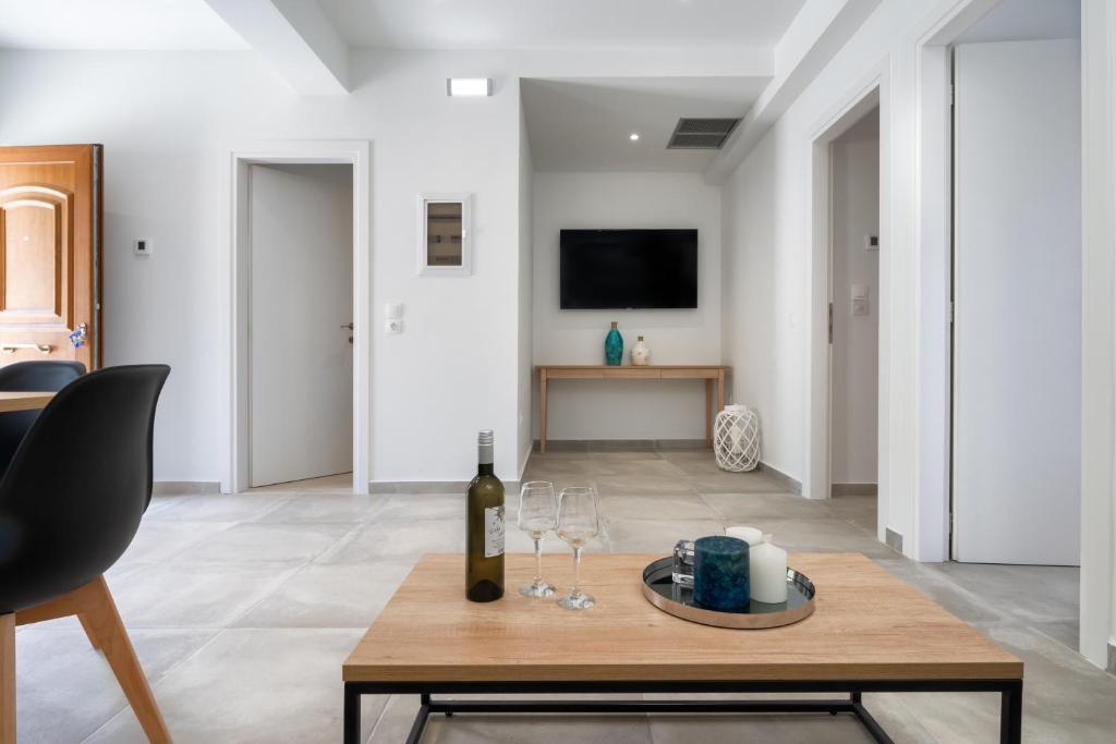 Karavos Apartments Almyros — 4-Star Luxury Hotel in Corfu, Greece
