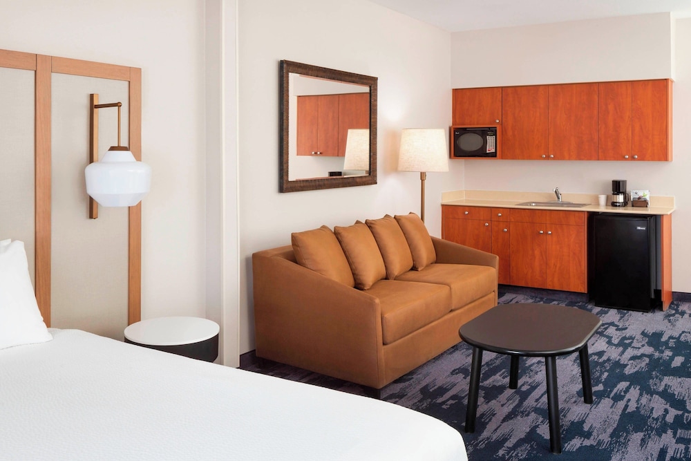 Fairfield Inn & Suites by Marriott Napa American Canyon - photo 4