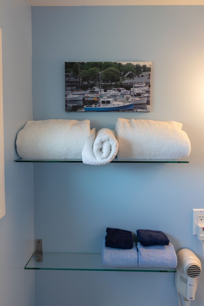 Footbridge Beach Motel - photo 108