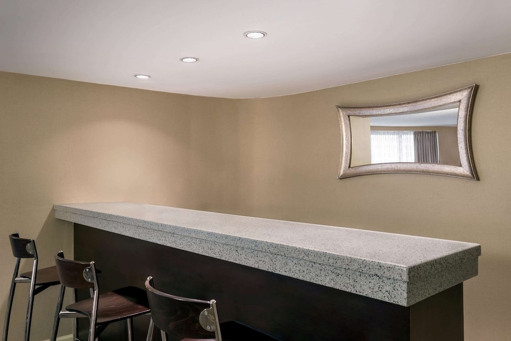 Wyndham Springfield City Centre - photo 5