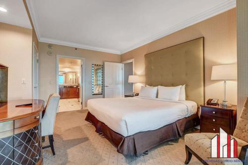 MGM Signature 28 814 1Br 2Ba F1 Pits View Balcony
