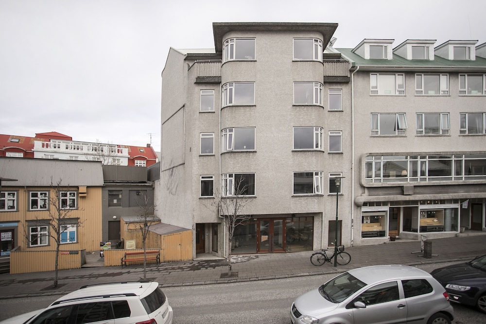 Primary image