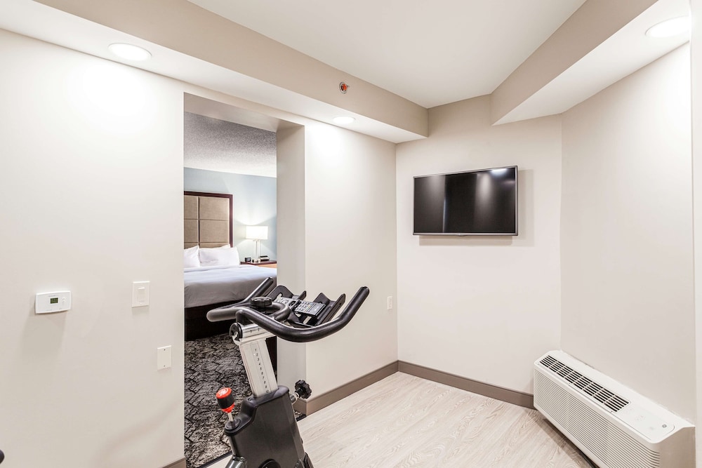 DoubleTree by Hilton Hotel Memphis - photo 32