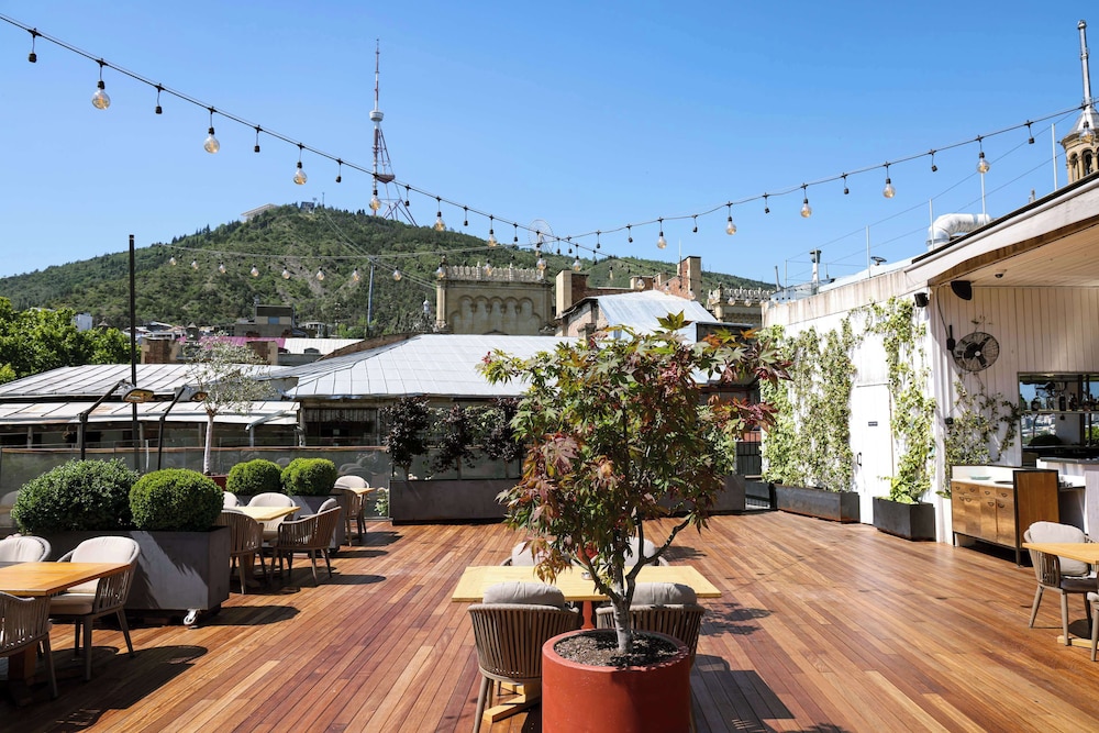 מזון ומשקאות