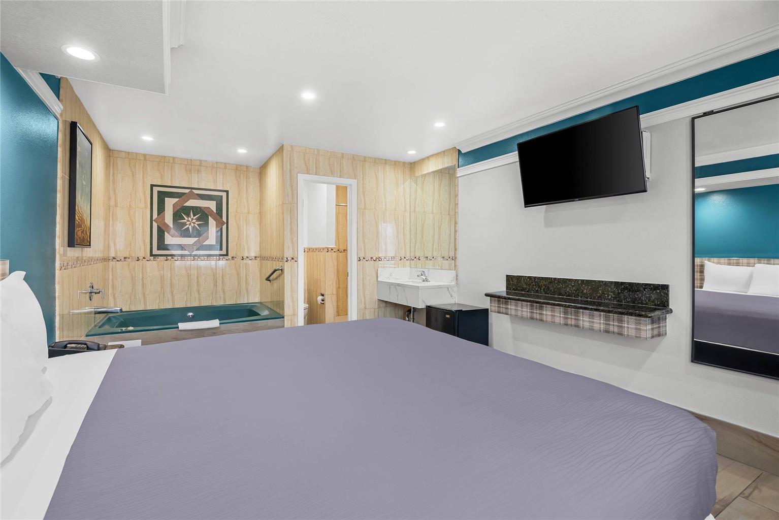 Rodeway Inn Commerce Los Angeles - photo 20