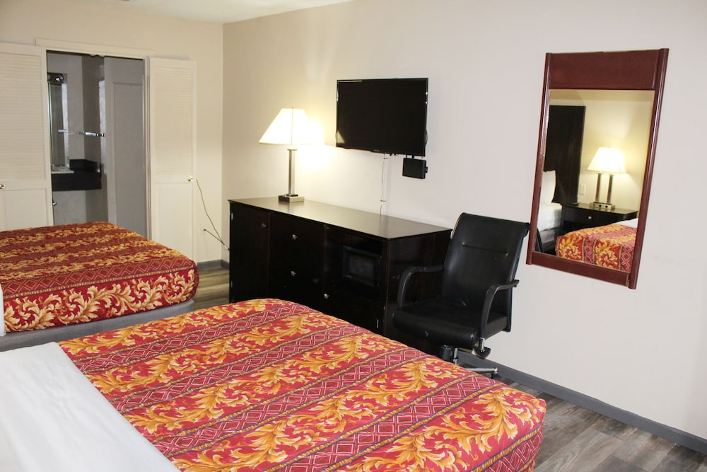 Huntington Inn - photo 7